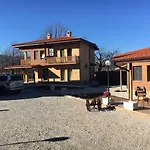 комплекс тянкови къщи