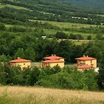 Feriested комплекс тянкови къщи Varshets (Montana)