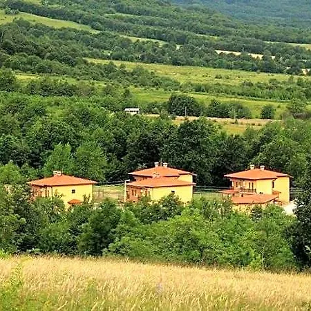 度假村 комплекс тянкови къщи