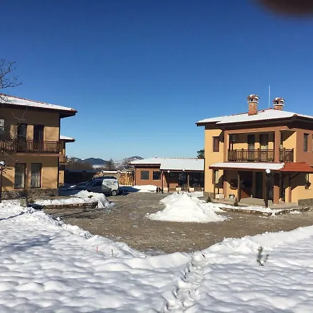 комплекс тянкови къщи 度假村 沃尔舍茨