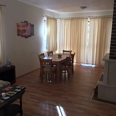 комплекс тянкови къщи 度假村