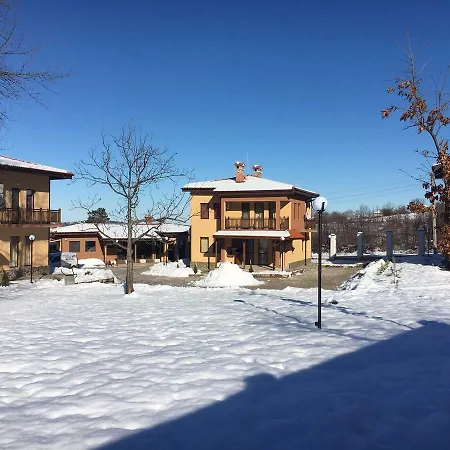 комплекс тянкови къщи * Varshets (Montana)