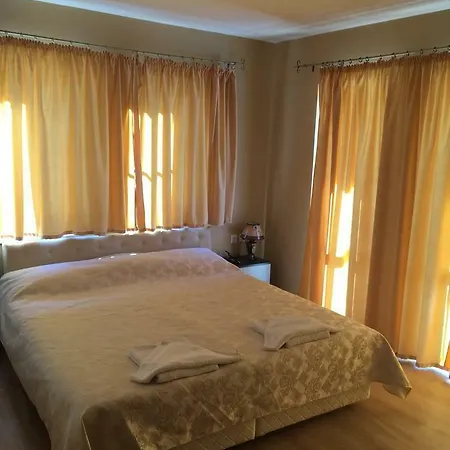 комплекс тянкови къщи Resort *
