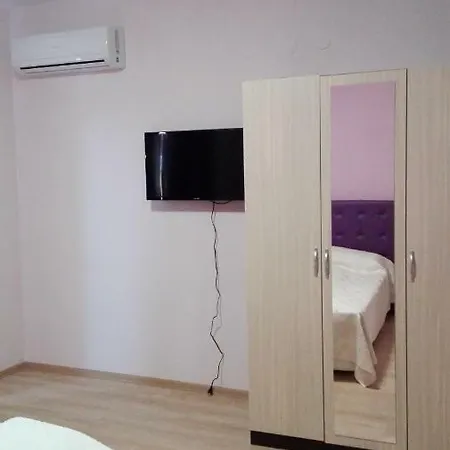 комплекс тянкови къщи 度假村 *